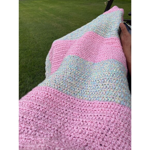 Super-Soft Hand Crocheted Blanket with Homespun Acrylic Yarn - Picture 2 of 9